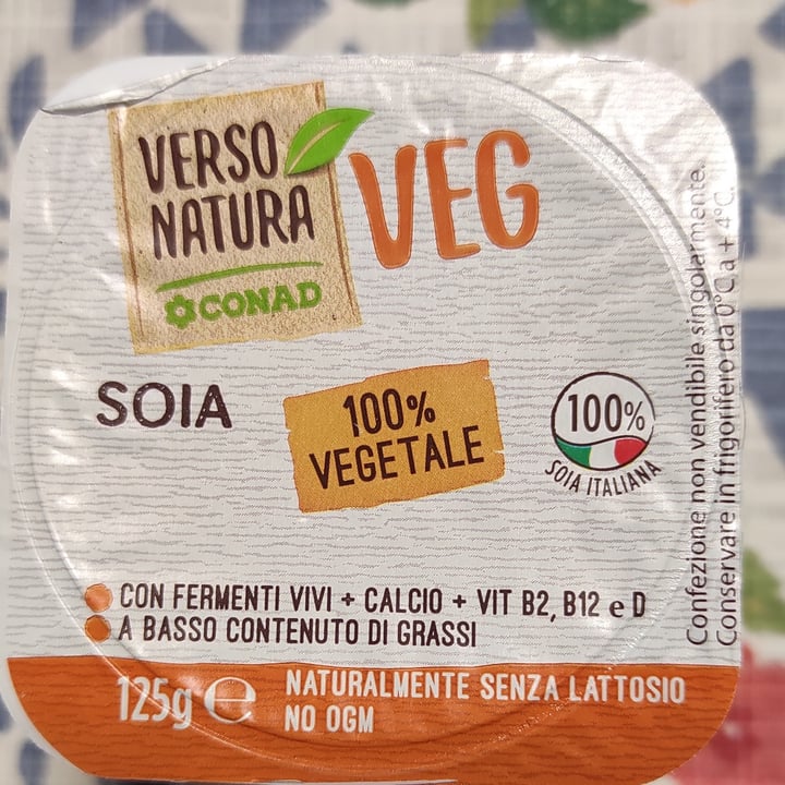 photo of Verso Natura Conad Veg yogurt frutta e cereali shared by @alessandraaaa on  21 Apr 2024 - review