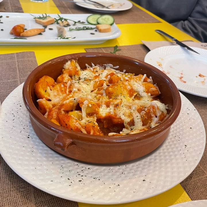 photo of La Factoría Vegana Café-Bar Nachos shared by @mardevala on  13 Feb 2025 - review
