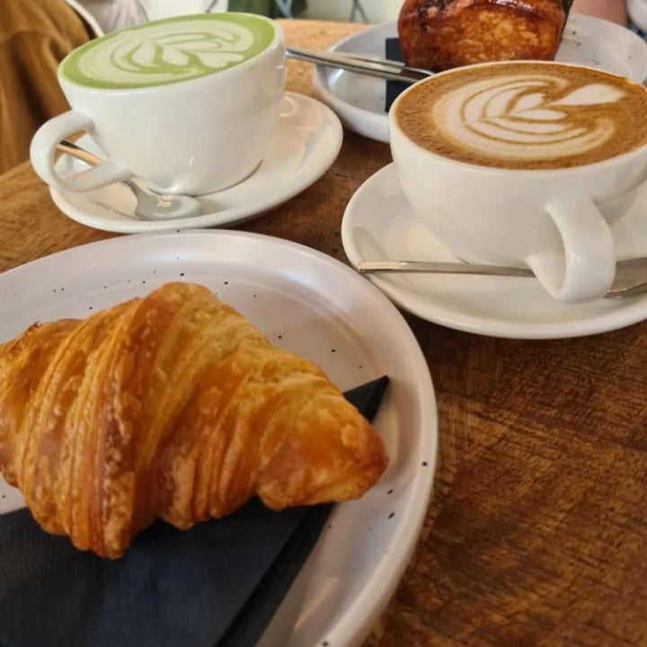 photo of Crave Coffee & Bakery Croissant shared by @david- on  18 May 2024 - review