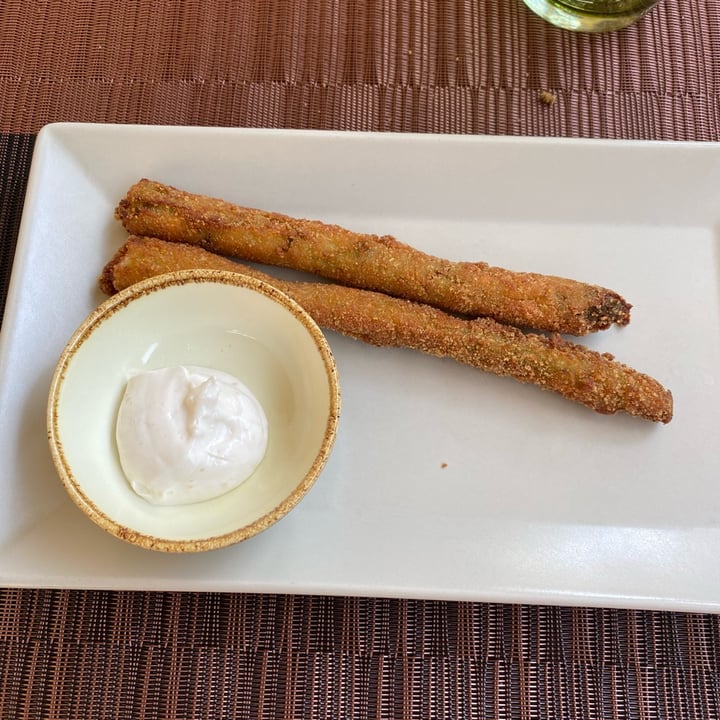photo of GingerGi Veggie-Pop restaurant Asparagi fritti shared by @veganfuorisede on  19 Apr 2024 - review