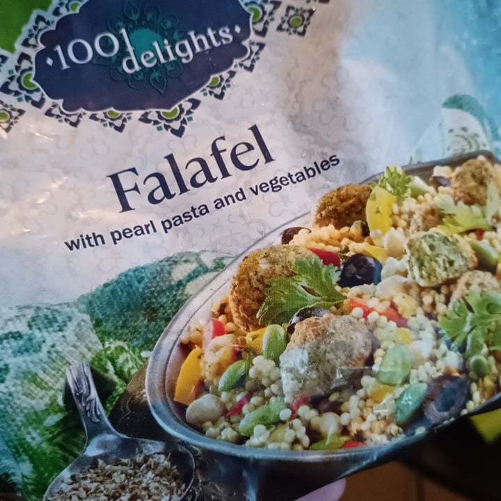 photo of 1001 Delights falafel with pearl pasta and vegetables shared by @giudymorale on  24 May 2024 - review