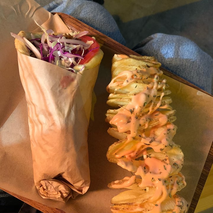 photo of Vegan Beat Athens Space Gyros shared by @bearestelli on  24 Jan 2024 - review
