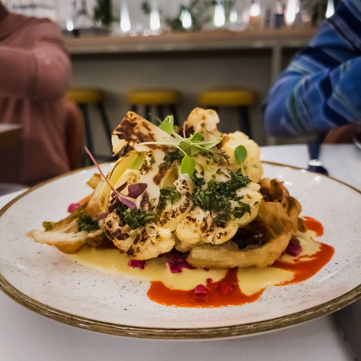 photo of Restaurant Tendresse Cauliflower shared by @lancvegan on  14 Sep 2023 - review