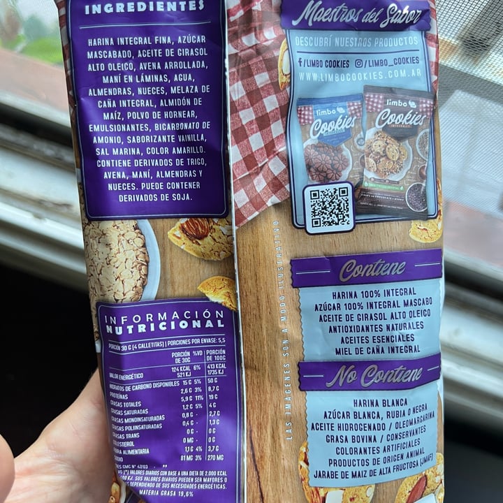 photo of Limbo Galletitas integrales de almendras, nueces & maní shared by @mairita- on  25 Nov 2024 - review