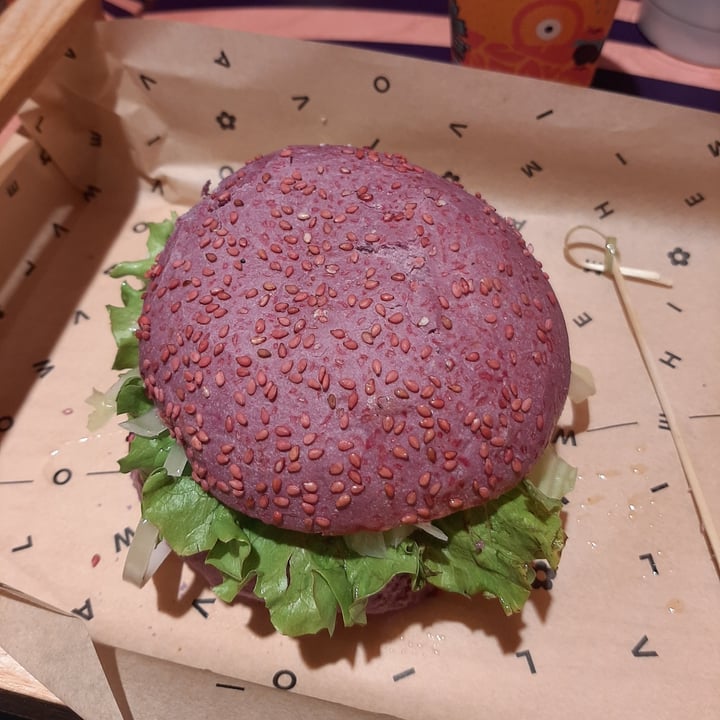 photo of Flower Burger bloom burger shared by @mariarcaveg on  02 Apr 2024 - review