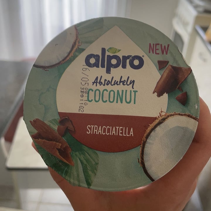 photo of Alpro Absolutely Coconut STRACCIATELLA shared by @vegan737363 on  18 Sep 2023 - review