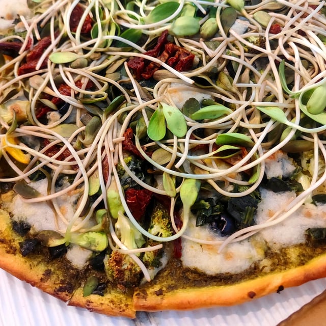 RAD RABBIT VEGAN PIZZA