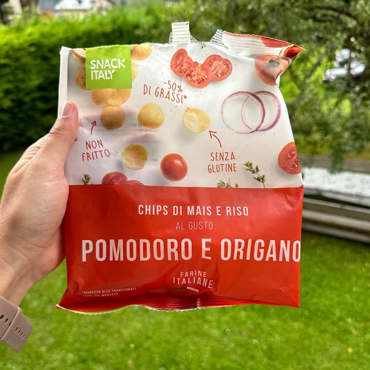 photo of Snack Italy chips Di mais e riso Al pomodoro e origano shared by @laltromenu on  26 Aug 2023 - review