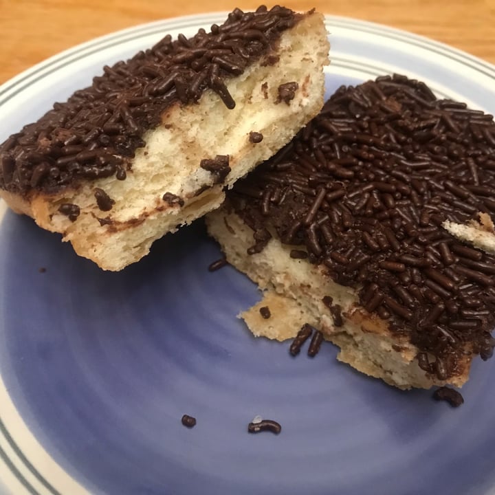 photo of Baker Benji's Vegan Doughnut with Chocolate Sprinkles shared by @arronlee on  30 Mar 2024 - review