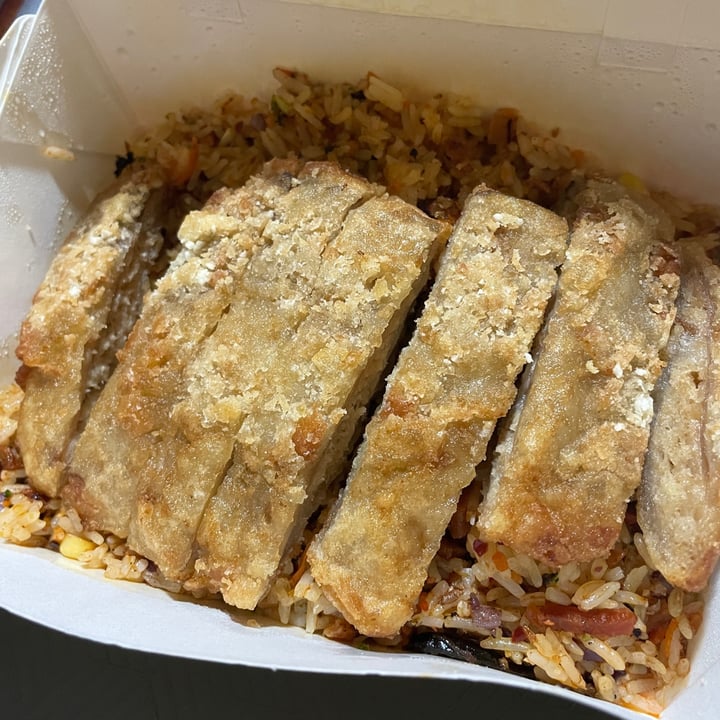 photo of Lotus Café 蓮心食坊 XO Fried Rice w Mushroom Cutlet shared by @keifeewowo on  01 Jan 2024 - review