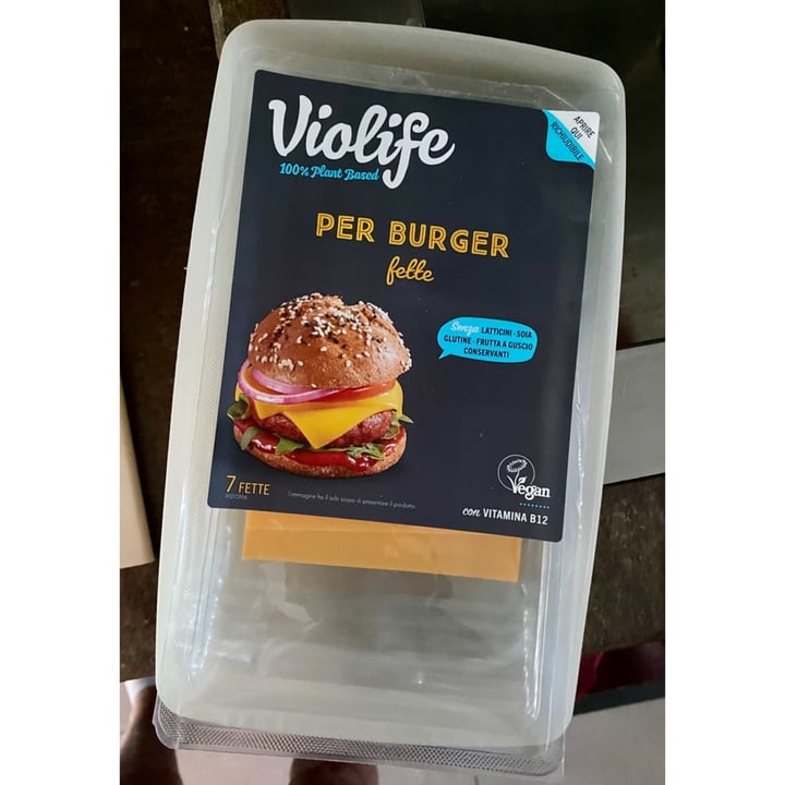 photo of Violife Fette per burger shared by @verina on  20 Jun 2024 - review