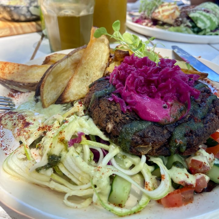 photo of Pura Restoran medallon de hongos de pino shared by @laritaveganita on  27 Jan 2024 - review