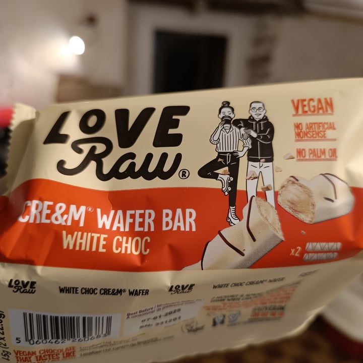 photo of LoveRaw cream cream wafer bar white choc shared by @frenchvegangirl on  21 Feb 2024 - review