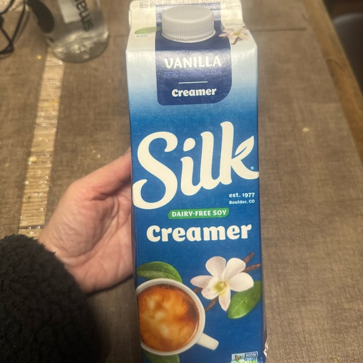 photo of Silk Dairy Free Soy Vanilla Creamer shared by @veganfoodcrazy on  10 Mar 2024 - review