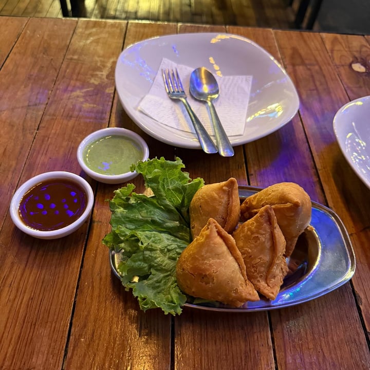photo of Swagat Indian Restaurant Samosas shared by @marimari on  08 Sep 2025 - review