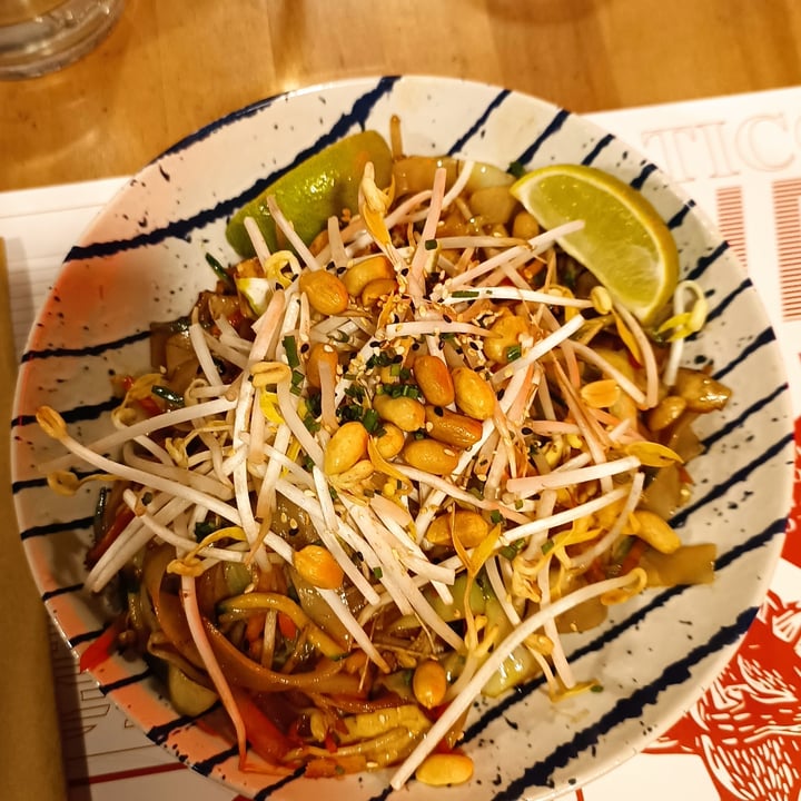 photo of Handa Pad Thai shared by @ilabonvy on  19 Jan 2025 - review