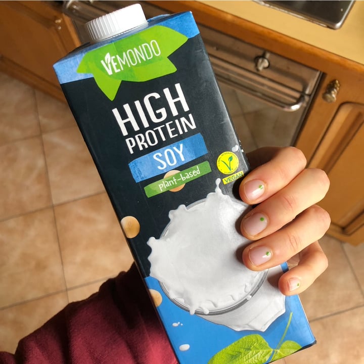 photo of Vemondo High protein soy shared by @frappa on  03 Apr 2024 - review