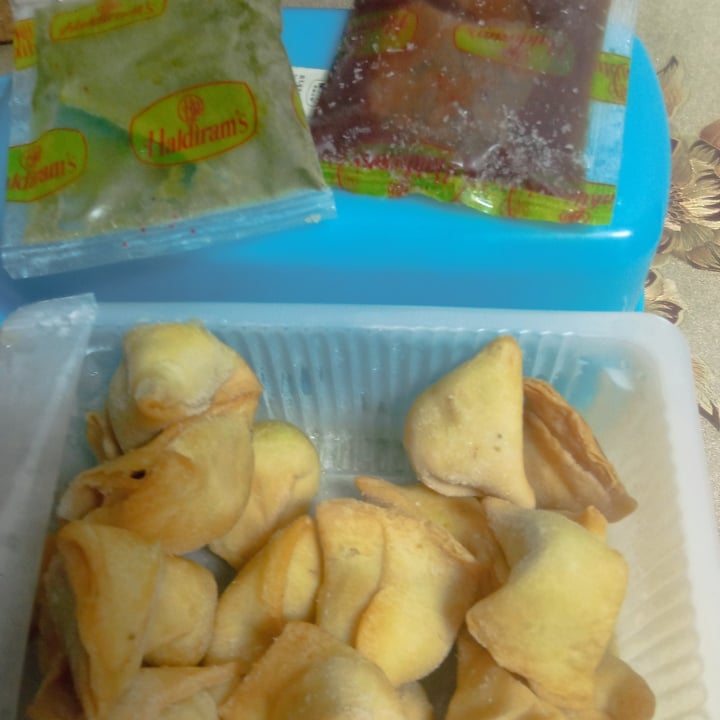 photo of Haldiram’s Mini Samosa shared by @zarreen on  10 Aug 2024 - review