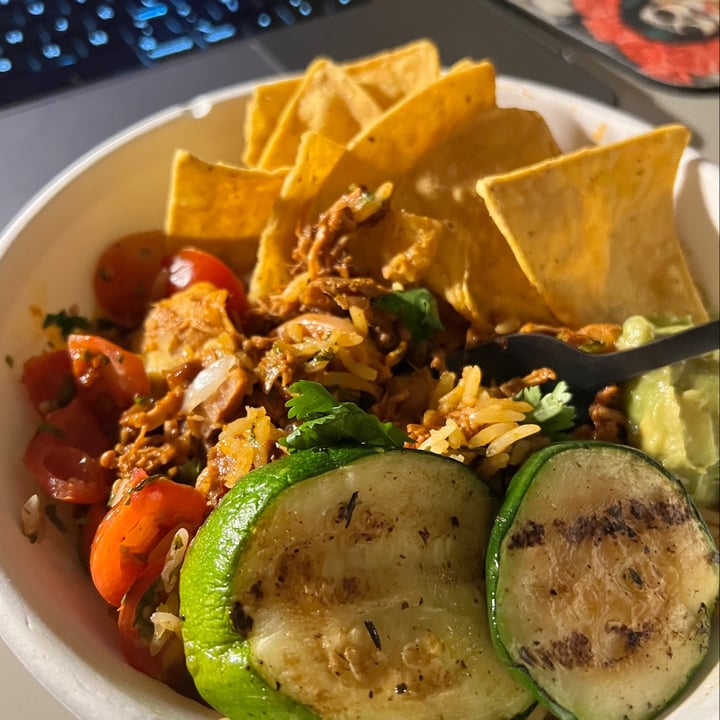 photo of Chicas Tacos market bowl With Jackfruit shared by @vegangumshoe on  20 Sep 2023 - review