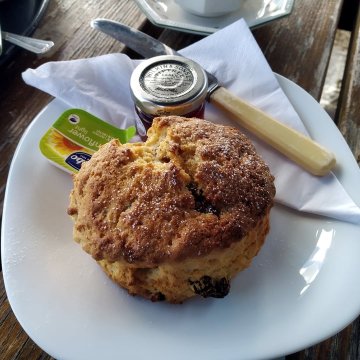 photo of Flag's Cafe Vegan Scone shared by @srina-p on  27 Mar 2024 - review