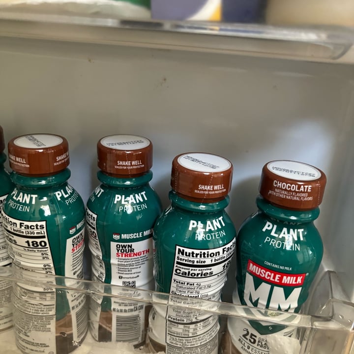 photo of Muscle Milk Plant Protein Chocolate Shake shared by @jarmaline on  01 Aug 2024 - review