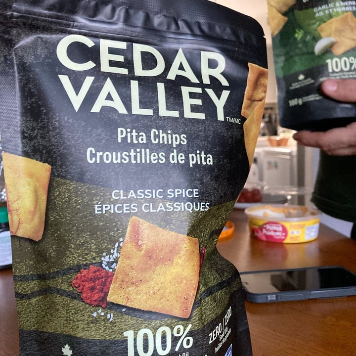 photo of Cedar Valley pita chips shared by @hungrywoman on  19 May 2024 - review