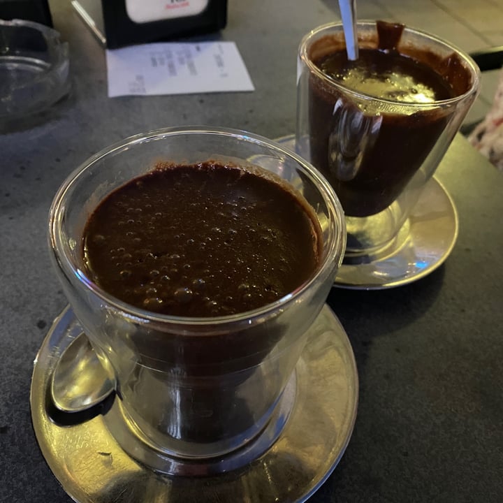 photo of Giuli Chocolate, ice cream shop and café Cioccolata Calda shared by @lillycinnamon on  29 Nov 2023 - review