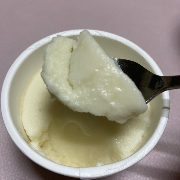 photo of Lovice さっぱりバニラシャーベット（Vanilla Ice Cream） shared by @miyukudo on  20 May 2025 - review