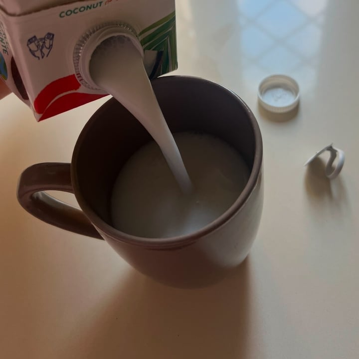 photo of Alpro Latte di Cocco Senza Zuccheri Aggiunti shared by @lauradeluca on  06 Oct 2025 - review