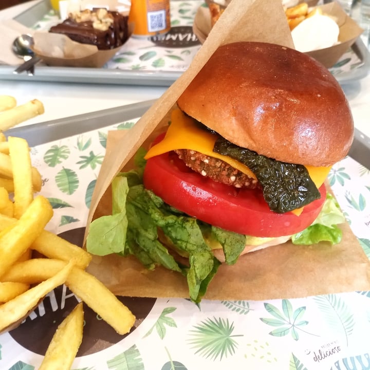 photo of Khambú Burger Maya con pan Brioche shared by @titoherbito on  06 May 2024 - review