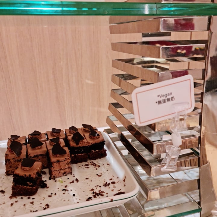 photo of Lotus Vegetarian Restaurant Lunch buffet shared by @parismelody on  10 Oct 2025 - review