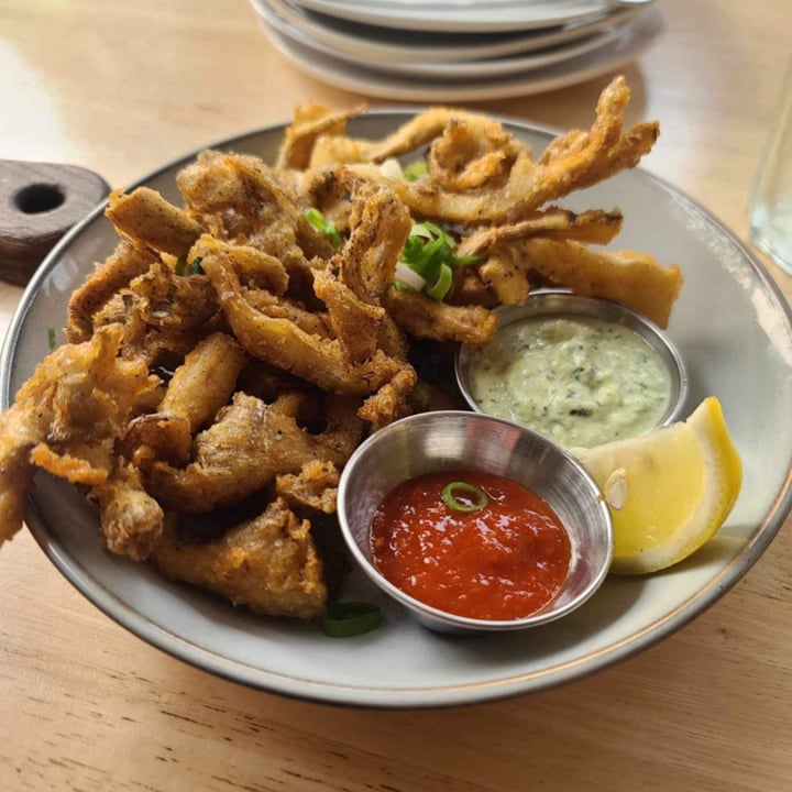 photo of The Cider House OYSTER MUSHROOM CALAMARI shared by @bessiebean on  21 Aug 2023 - review