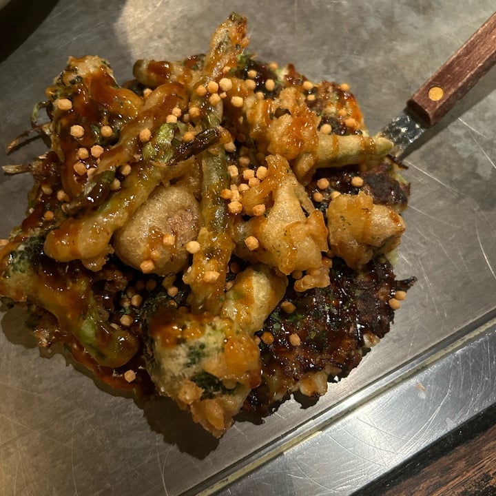 photo of Gaijin Vegetable okonomiyaki shared by @natsveganfood on  16 Jan 2025 - review