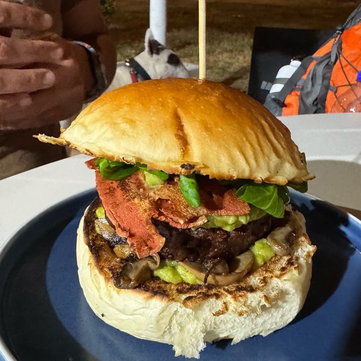 photo of Cruise Cafe' Burger San Diego shared by @laspesavegana on  07 Jun 2025 - review