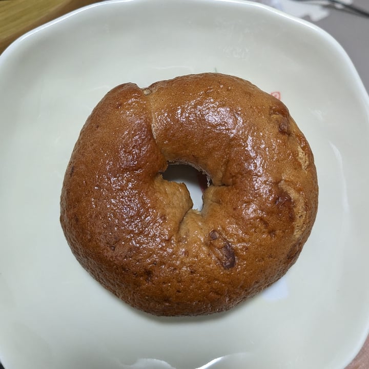 photo of Serigopan Bagel (Brown sugar & walnut) shared by @izumi on  01 May 2024 - review