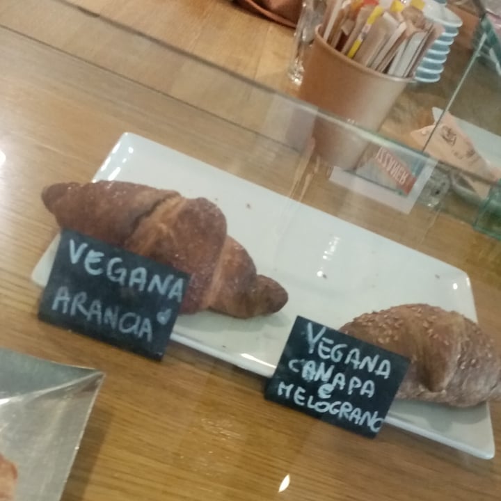 photo of ORTO ZERO bar e tavola calda croissant all'arancia shared by @valeveg75 on  09 Oct 2025 - review