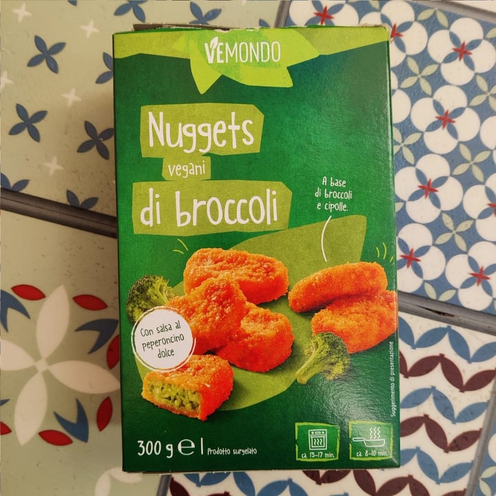 photo of Vemondo vegan nuggets broccoli shared by @sveva88 on  09 Oct 2023 - review