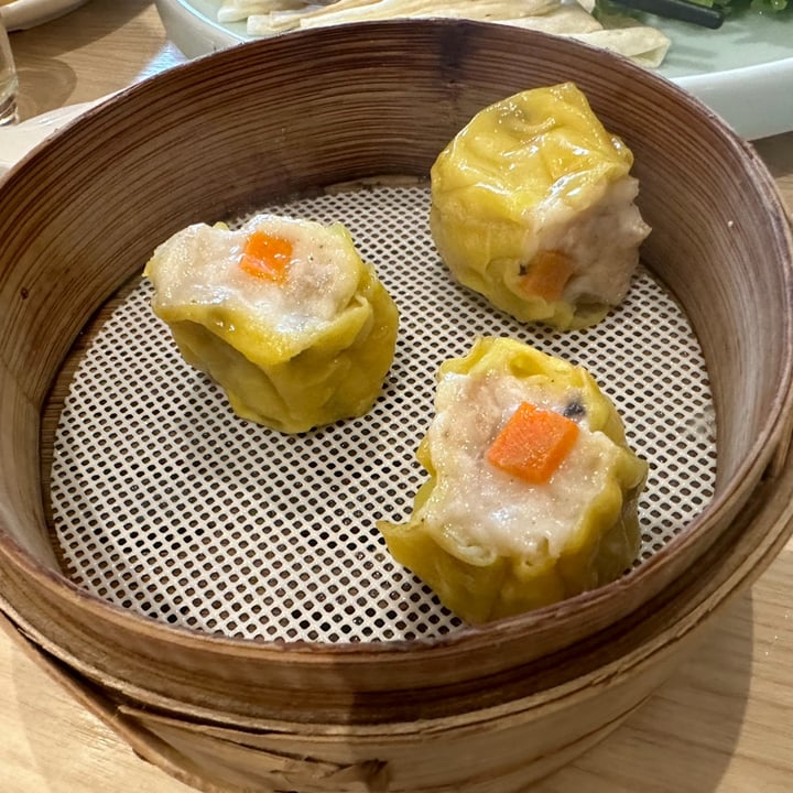 photo of Lotus Vegetarian Restaurant Veggie Siew Mai Dumplings shared by @piggy-egg on  24 Jan 2024 - review