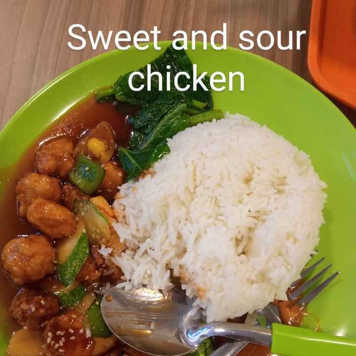 photo of 蔬方斋 SHU vegetarian - Yishun Sweet &Sour Chicken with rice shared by @zarreen on  14 May 2024 - review