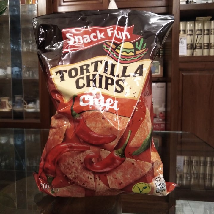 photo of Snack Fun tortilla chips chili shared by @francescovegan on  26 Jul 2024 - review