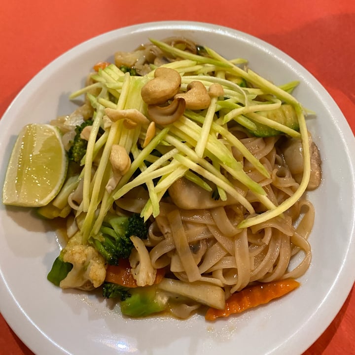 photo of PAD THAI THONG - Ristorante Rosticceria Thailandese Pad thai shared by @liciaines on  30 Apr 2024 - review