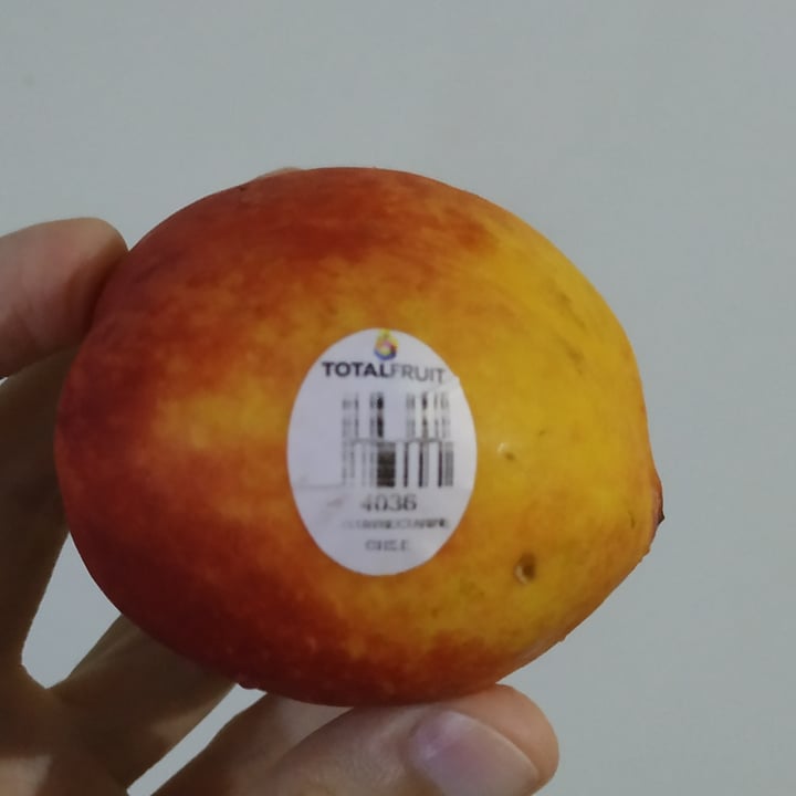 photo of Totalfruit Nectarina shared by @cassiot on  03 Mar 2024 - review