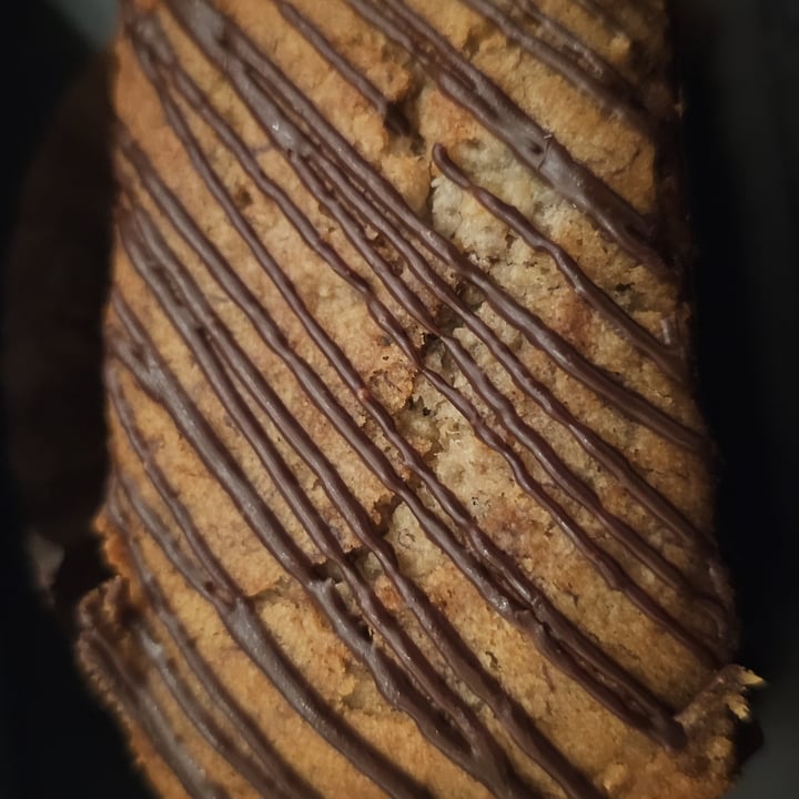 photo of Edith Patisserie Vegan Mini Banana Loaf with Chocolate Drizzle shared by @maiwennmia on  31 Oct 2024 - review