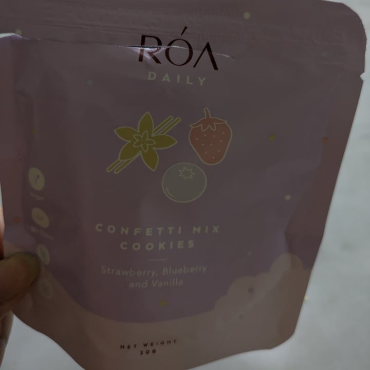 photo of Róa Confetti Mix Cookies shared by @sproutys on  11 Dec 2024 - review