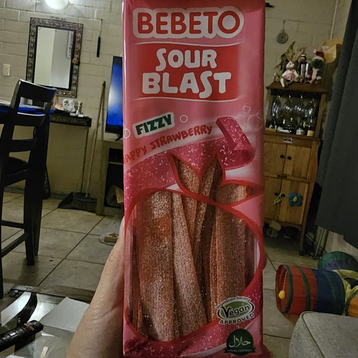 photo of Bebeto Sour blast strawberry shared by @sashagarces on  11 Apr 2024 - review