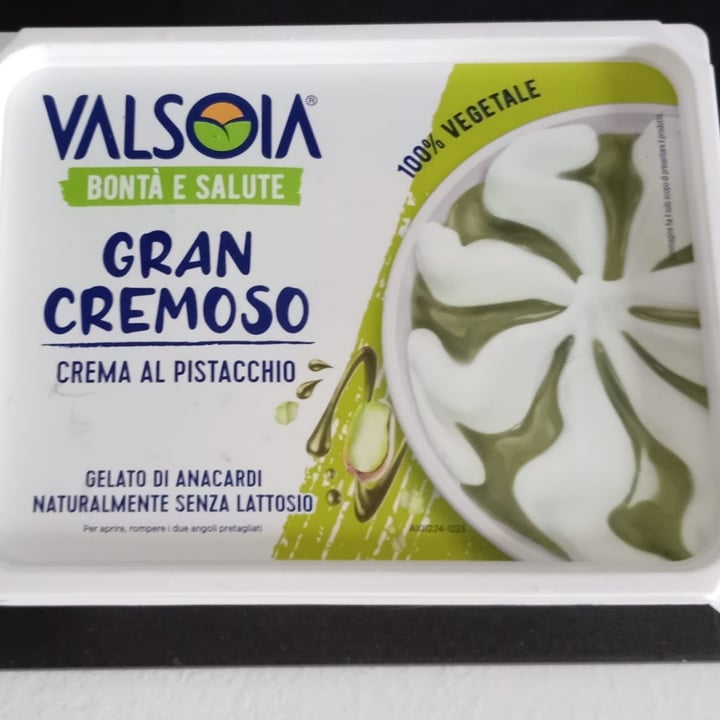 photo of Valsoia gelato pistacchio shared by @aleolliveg on  08 Aug 2025 - review