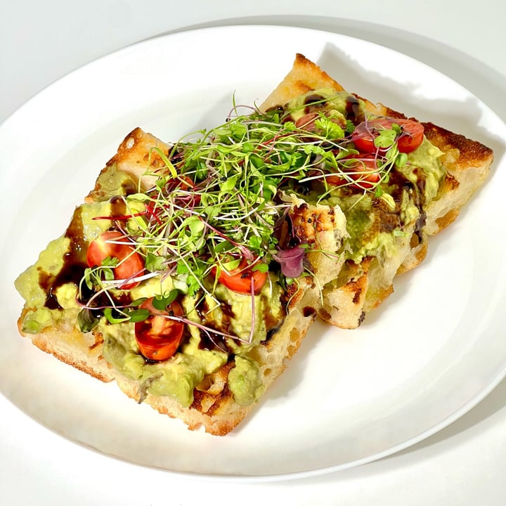 photo of GNARLYS Avo Toast shared by @pdxveg on  04 Feb 2024 - review