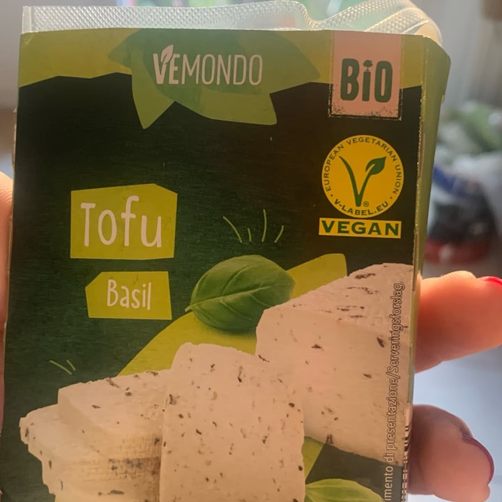 photo of Vemondo Tofu au Basilic shared by @almafrancesa on  10 Jun 2024 - review