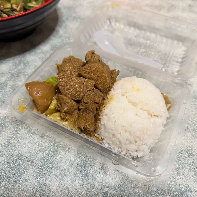 Curry Rendang Rice at Best Corner 4 Cafe, Kuching - Vegan Dish Reviews ...