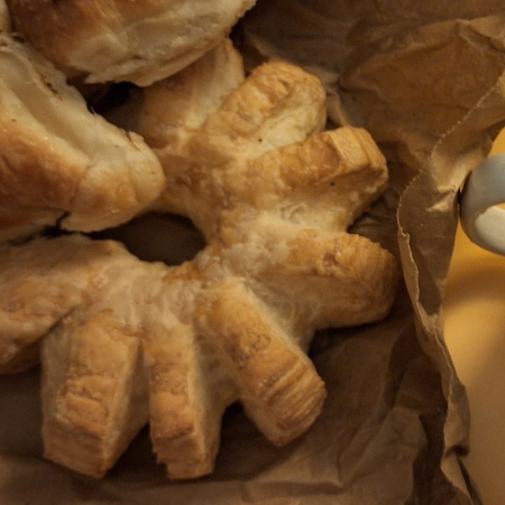 photo of Craft Vegan Bakery Palermo cremona shared by @alexiasnipe on  18 May 2025 - review